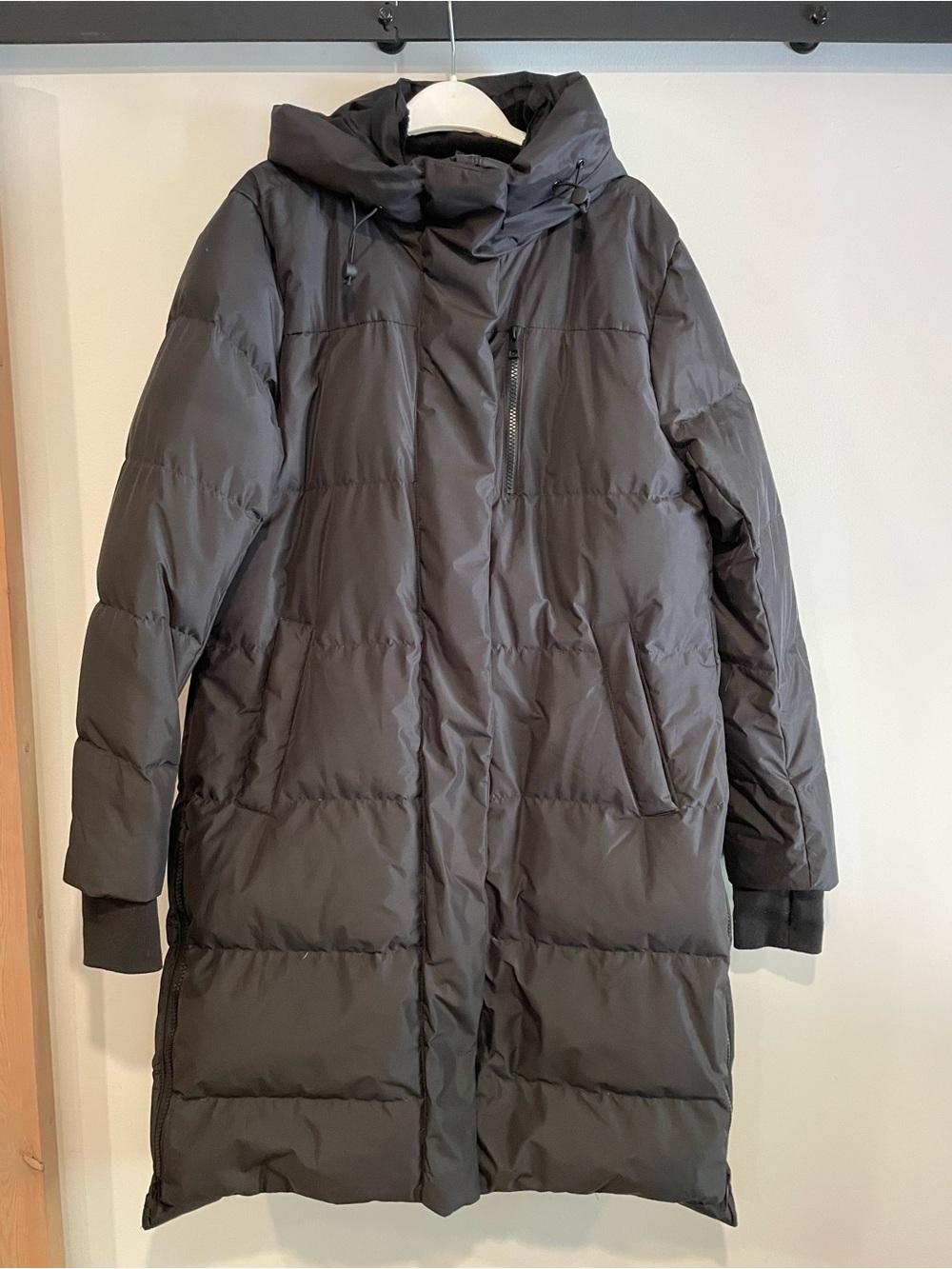 Mondetta Black Long Puffer Coat with Hood